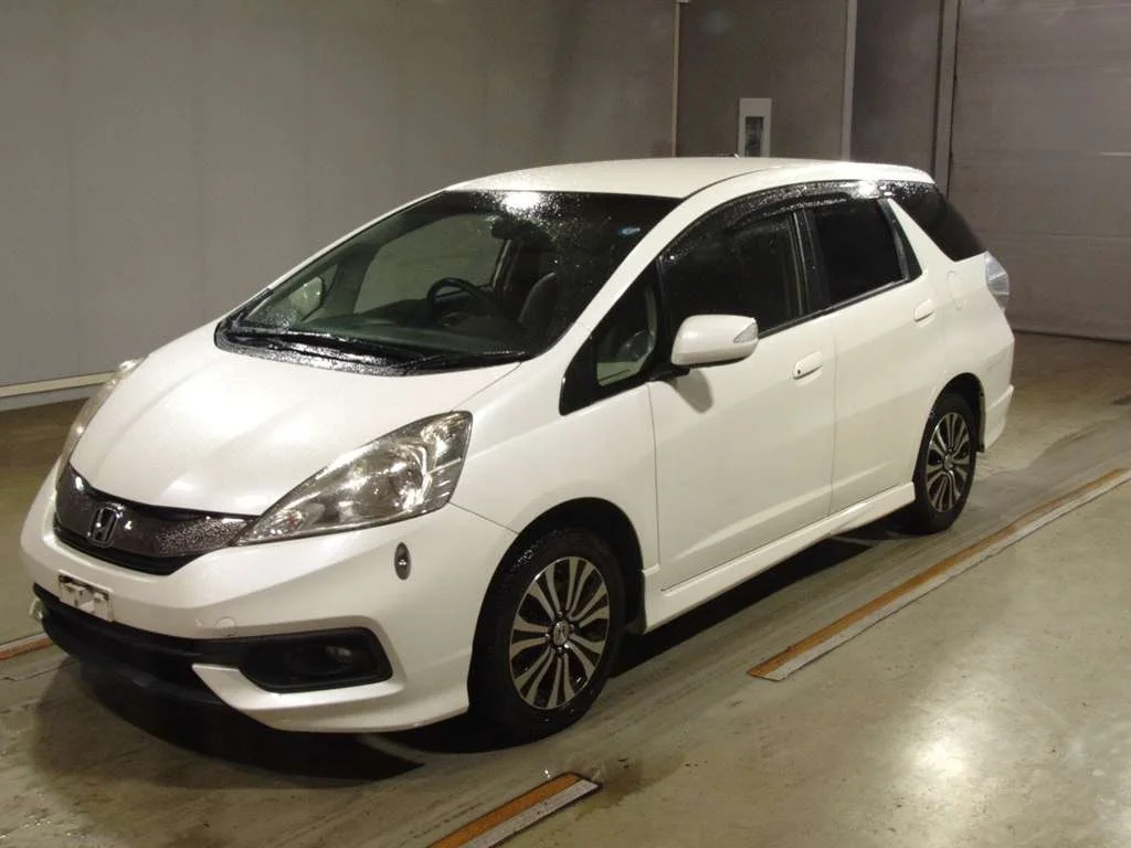 Honda Fit Shuttle GG7 2014